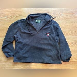 Roots Outdoors 1/4-Zip Fleece in near mint condition.